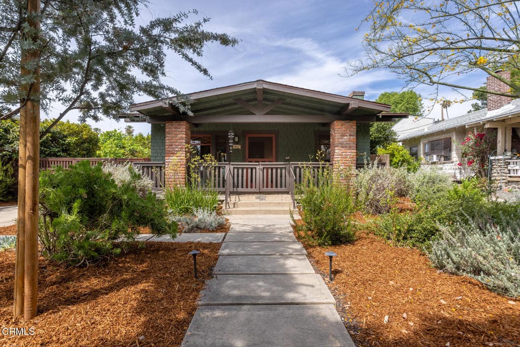 623 N Catalina Avenue