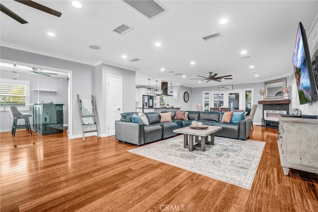 4601 Pepperwood