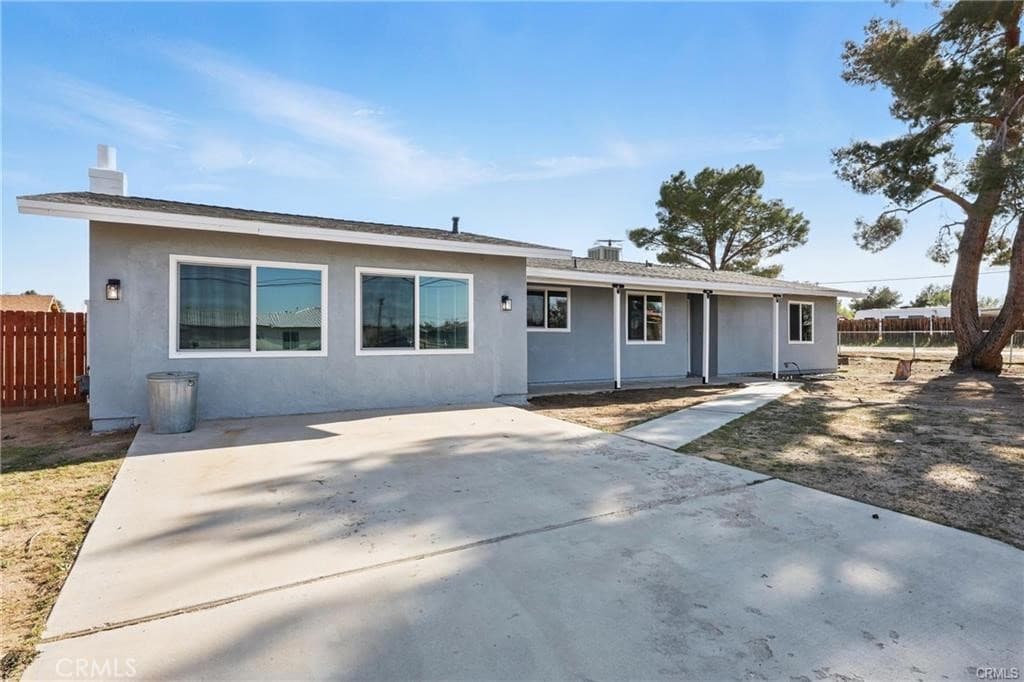 18431 Westlawn