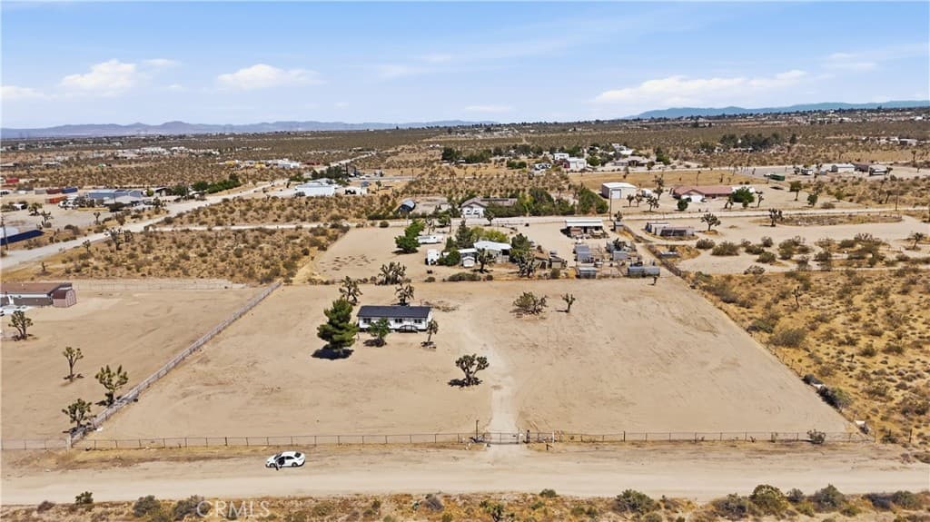 12421 Desert View Road