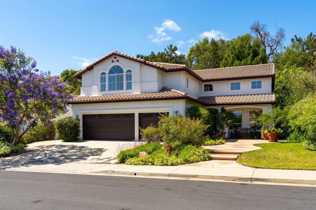 2039 Alborada Dr