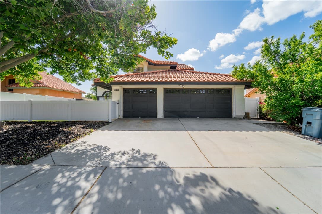 43903 5th E