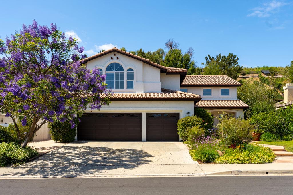 2039 Alborada Drive