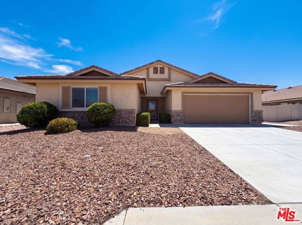 5654 W Forry Court
