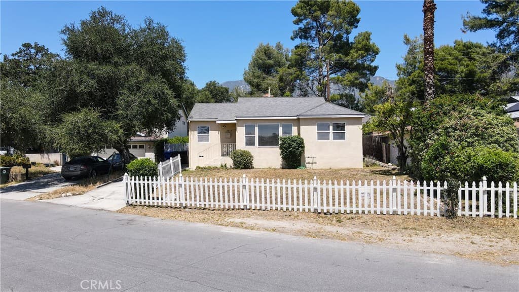 2637 Mayfield