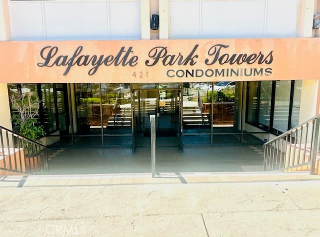 421 S La Fayette Park 214