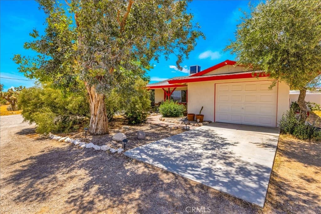 4816 Terry Lane