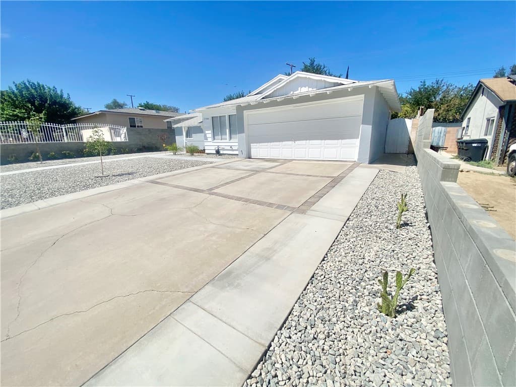 37509 Larkin