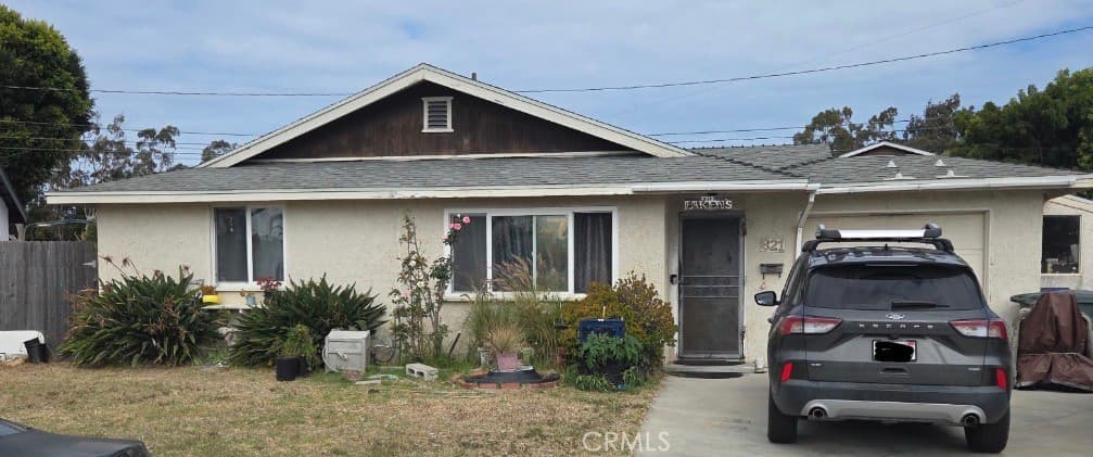 821 Oak Court