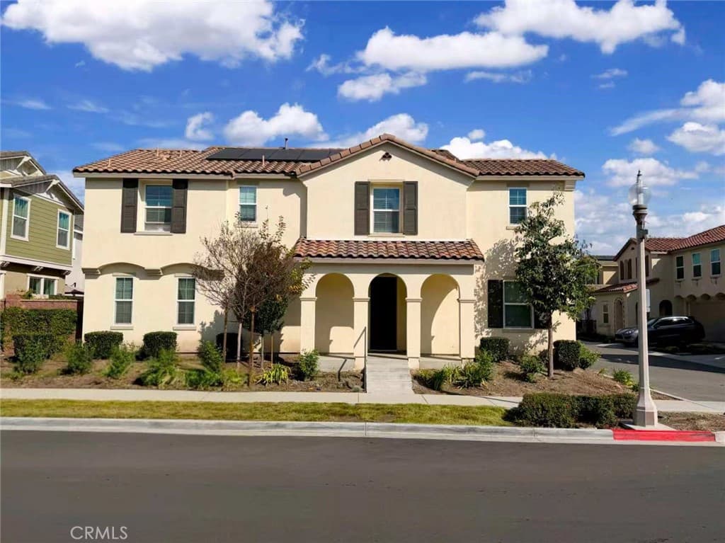 15981 Tanzinite Ln