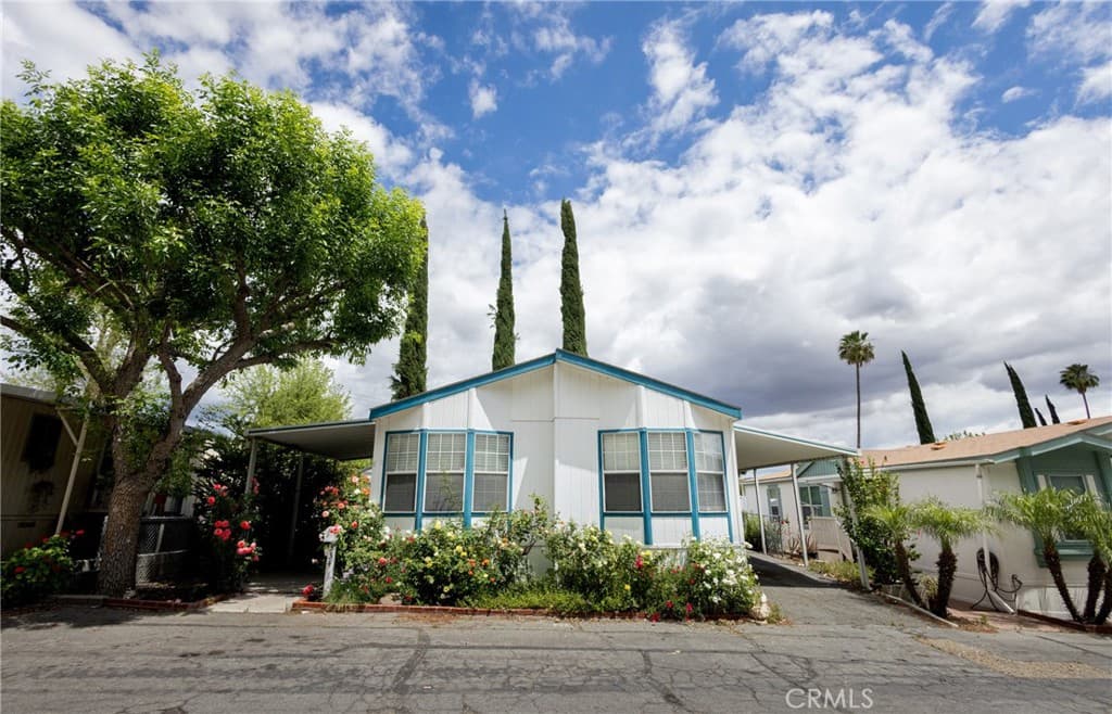 29021 Bouquet Canyon 334