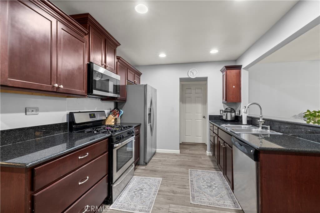 13709 4th Street