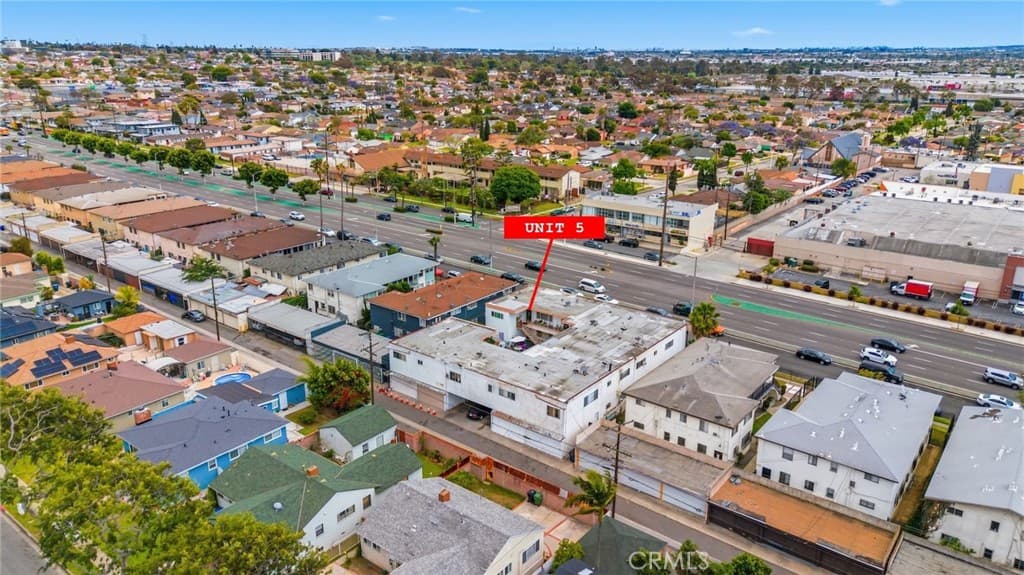 2535 W Imperial 5