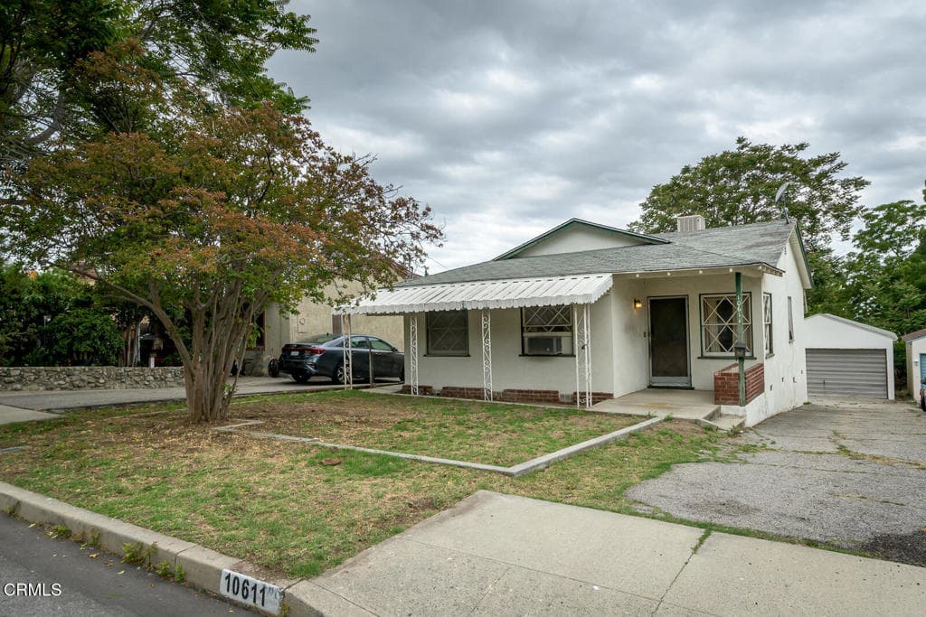 10611 Redmont Avenue