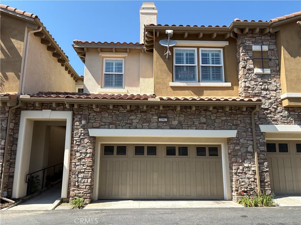 21917 Bella Vista