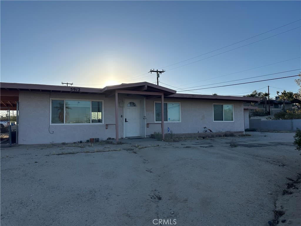 5912 Bagley Avenue