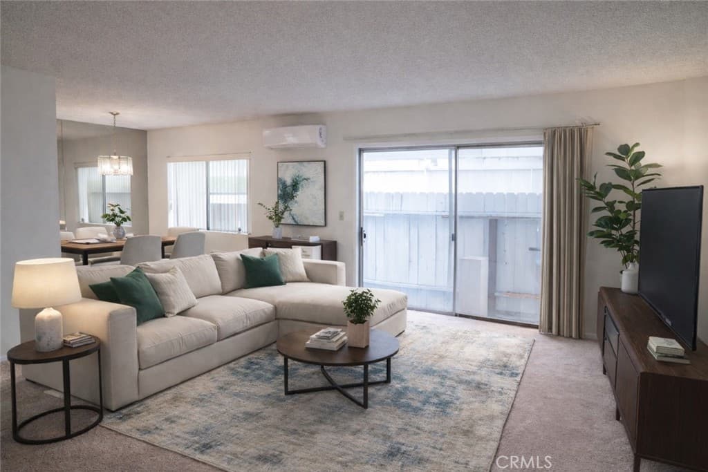 1045 S Bedford 3