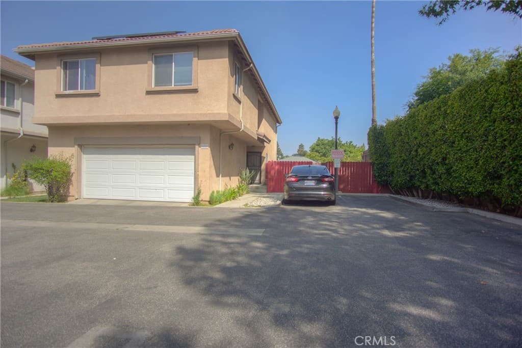 12600 San Fernando 121