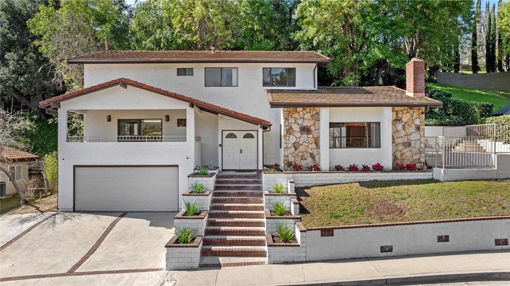 1321 Greenbriar Road