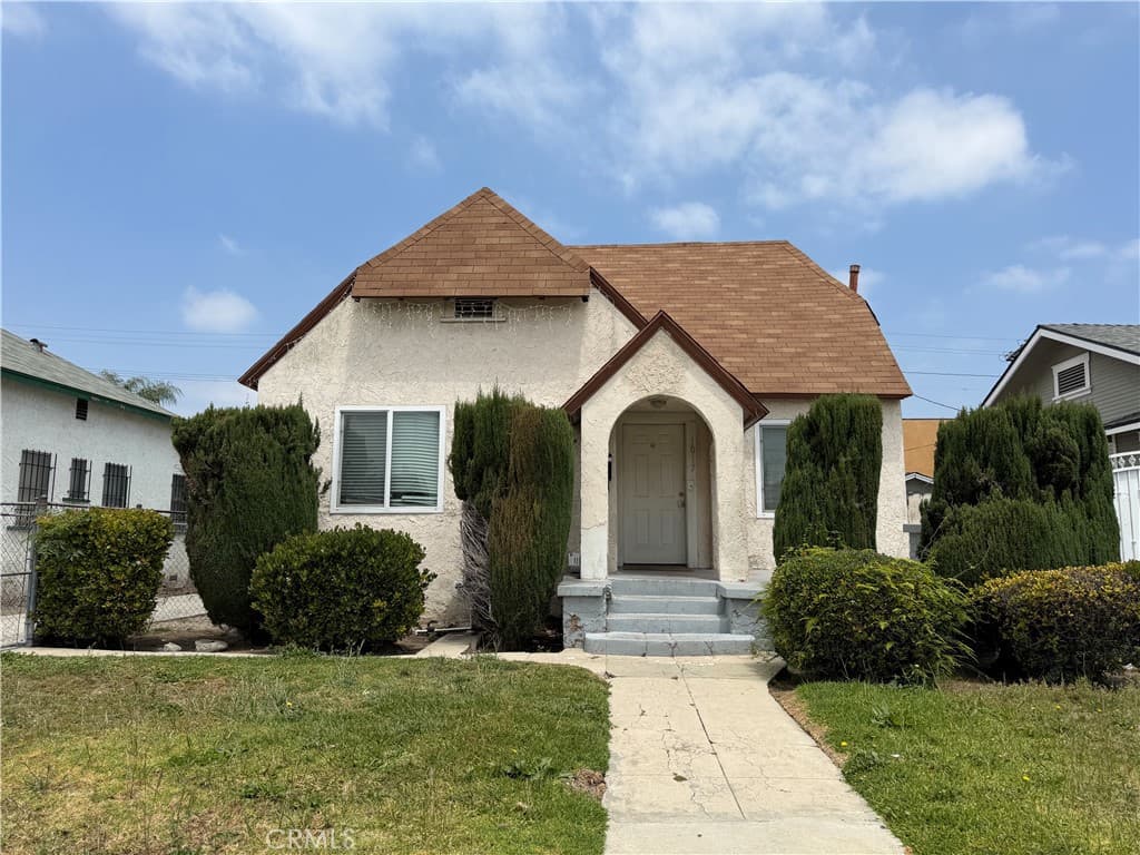 1017 W 73rd