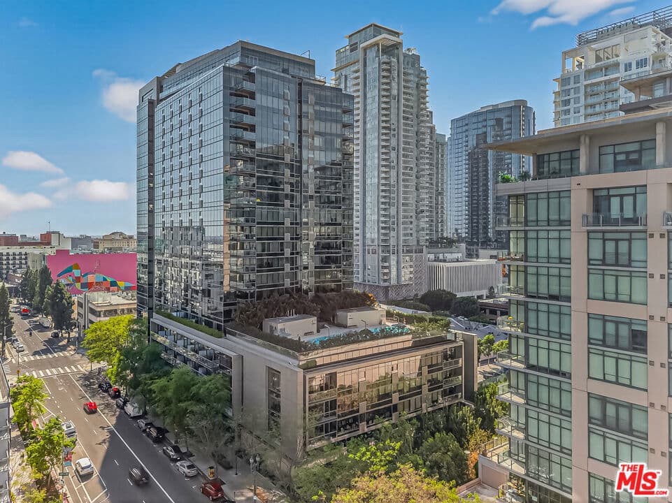 1155 S Grand Avenue 915