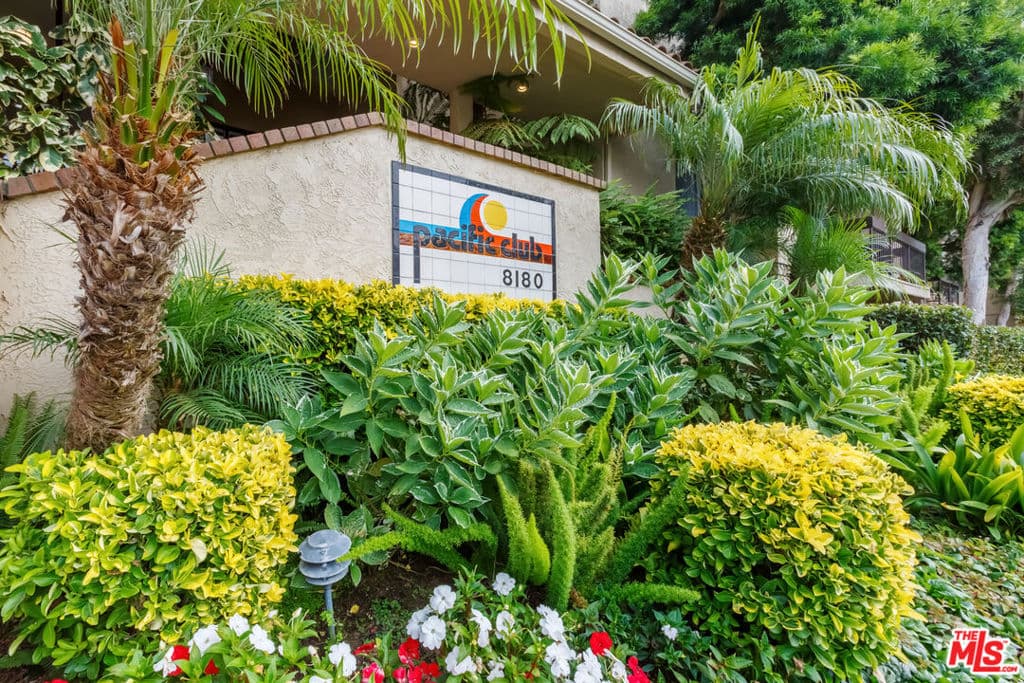 8180 Manitoba Street 304