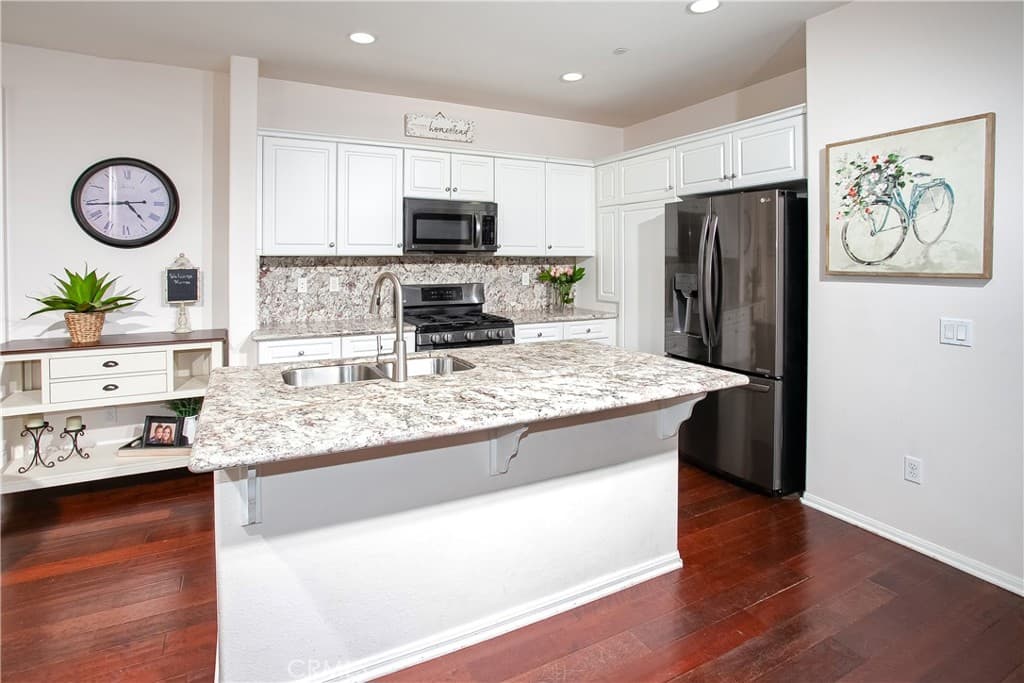 2937 Palmera Lane
