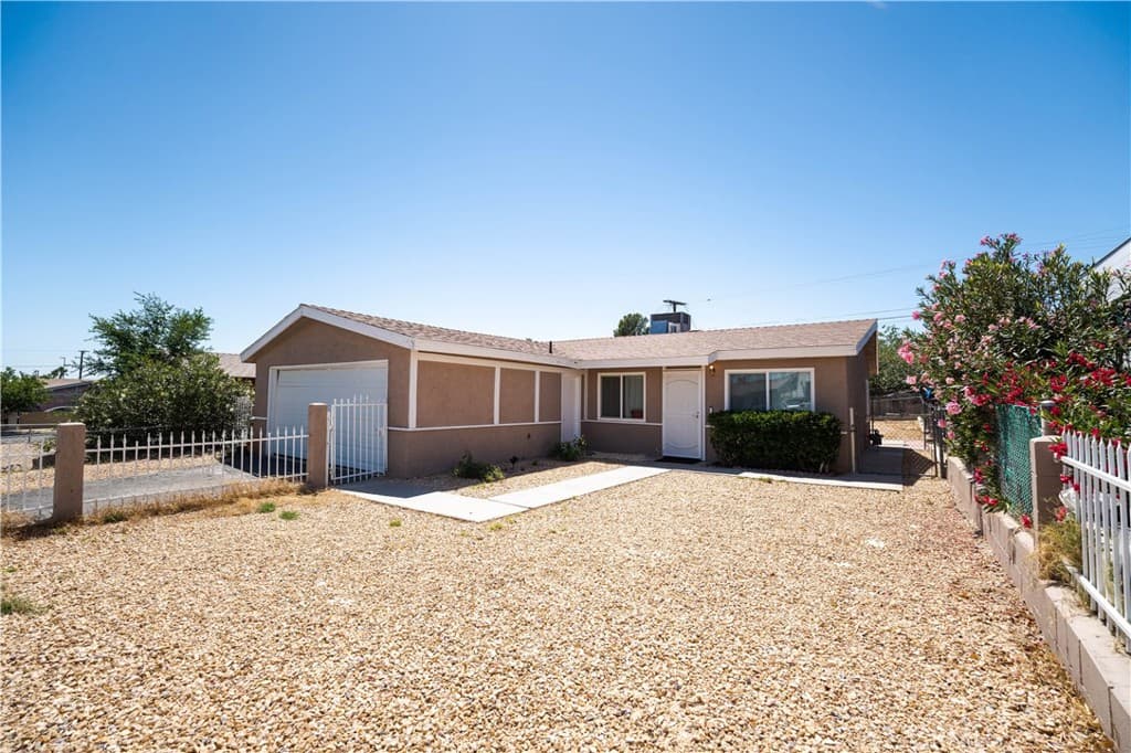 1912 Sunset St