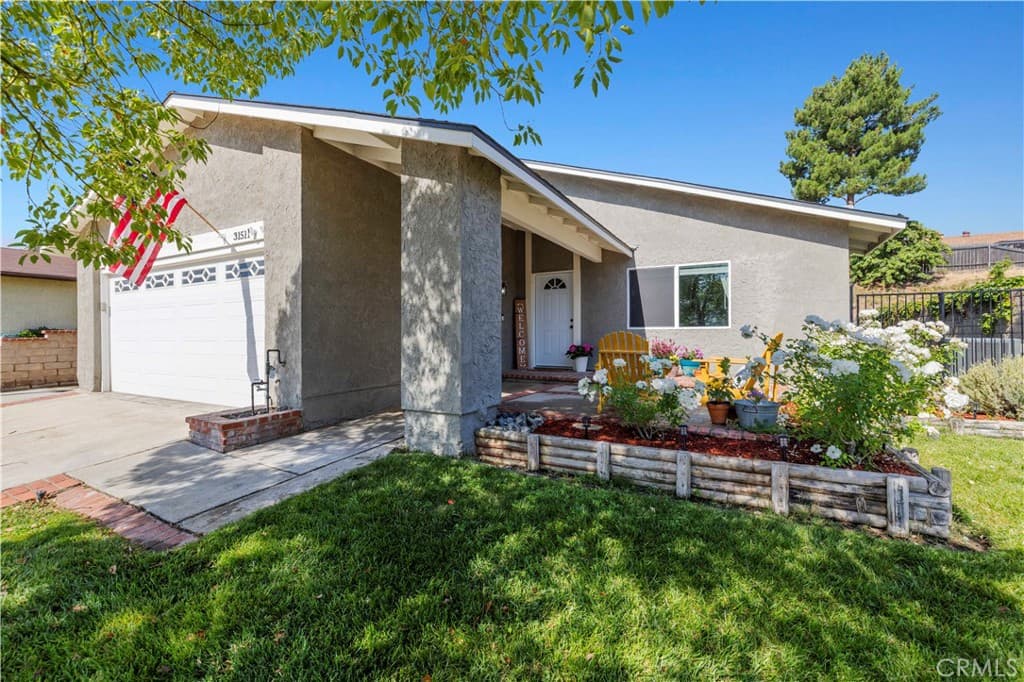 31511 Cherry