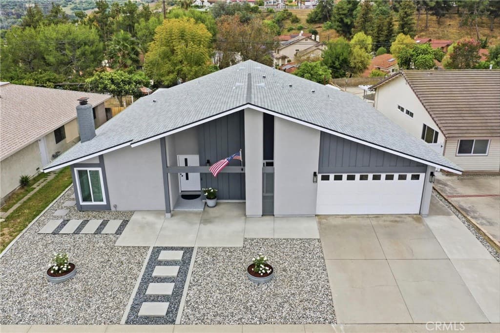 18052 Amargoso Drive