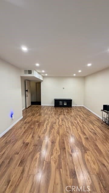 5400 lindley ave#105