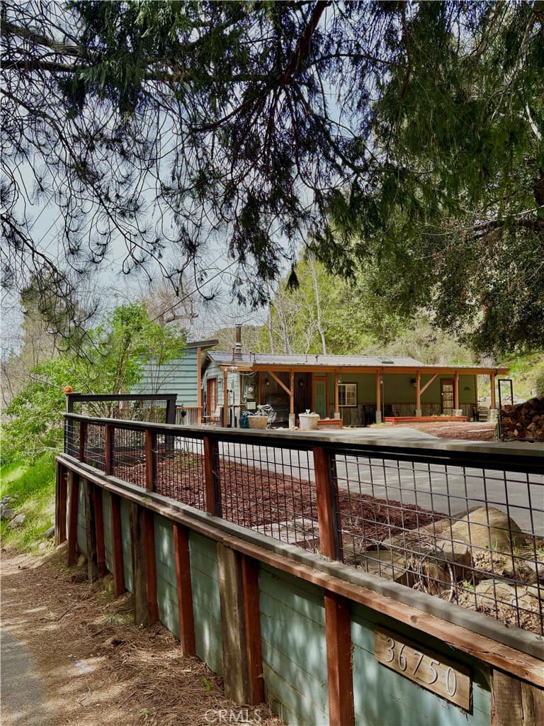 36750 Hilltop