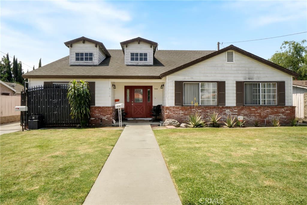 8118 Alameda