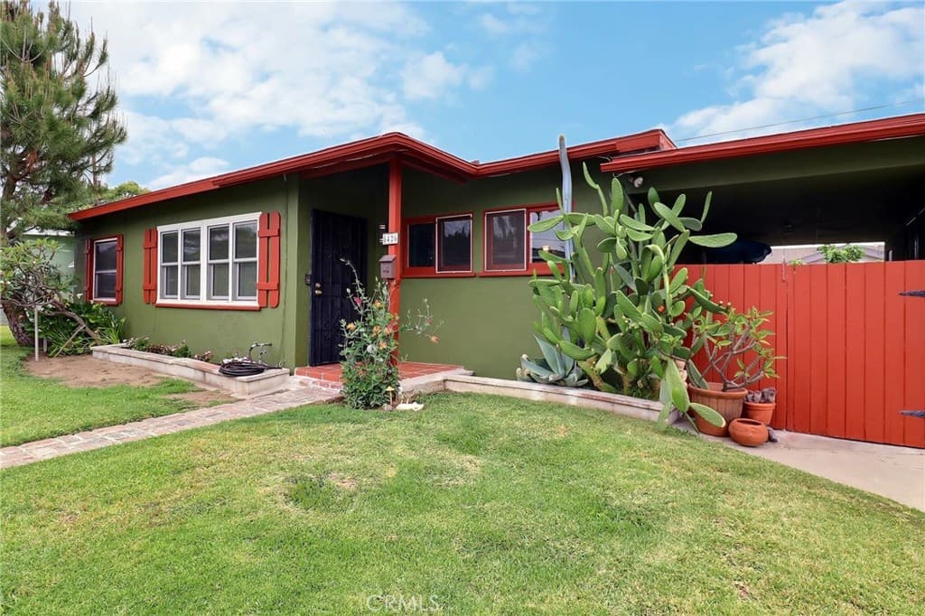 5426 Warman Lane