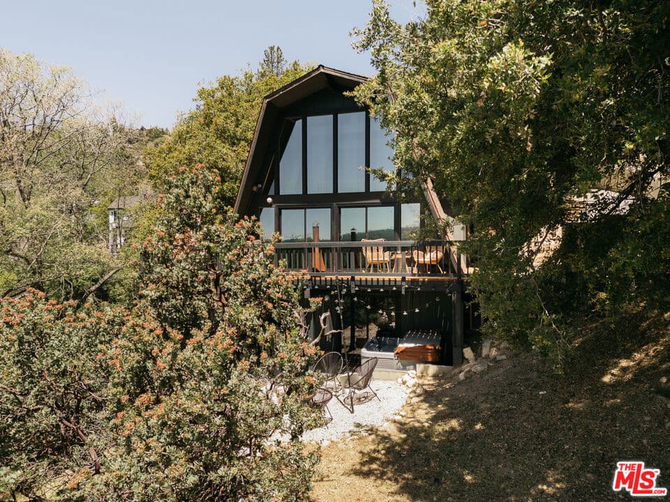 27585 Alpen Drive