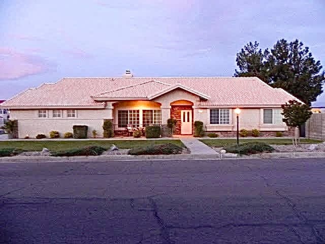12515 Tamarisk