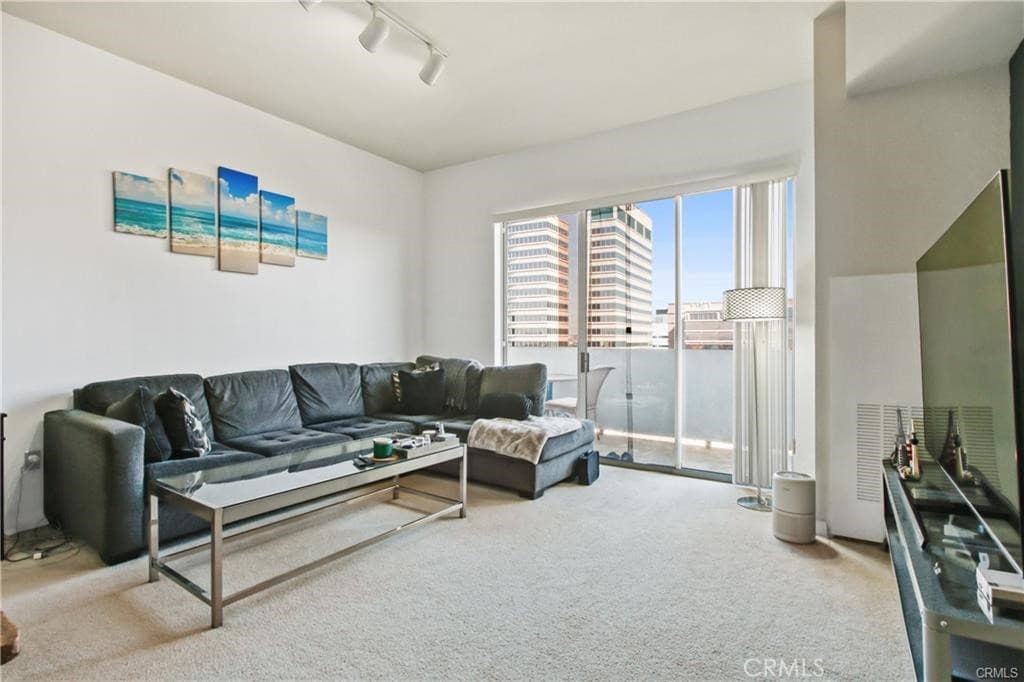388 E Ocean Boulevard 1412