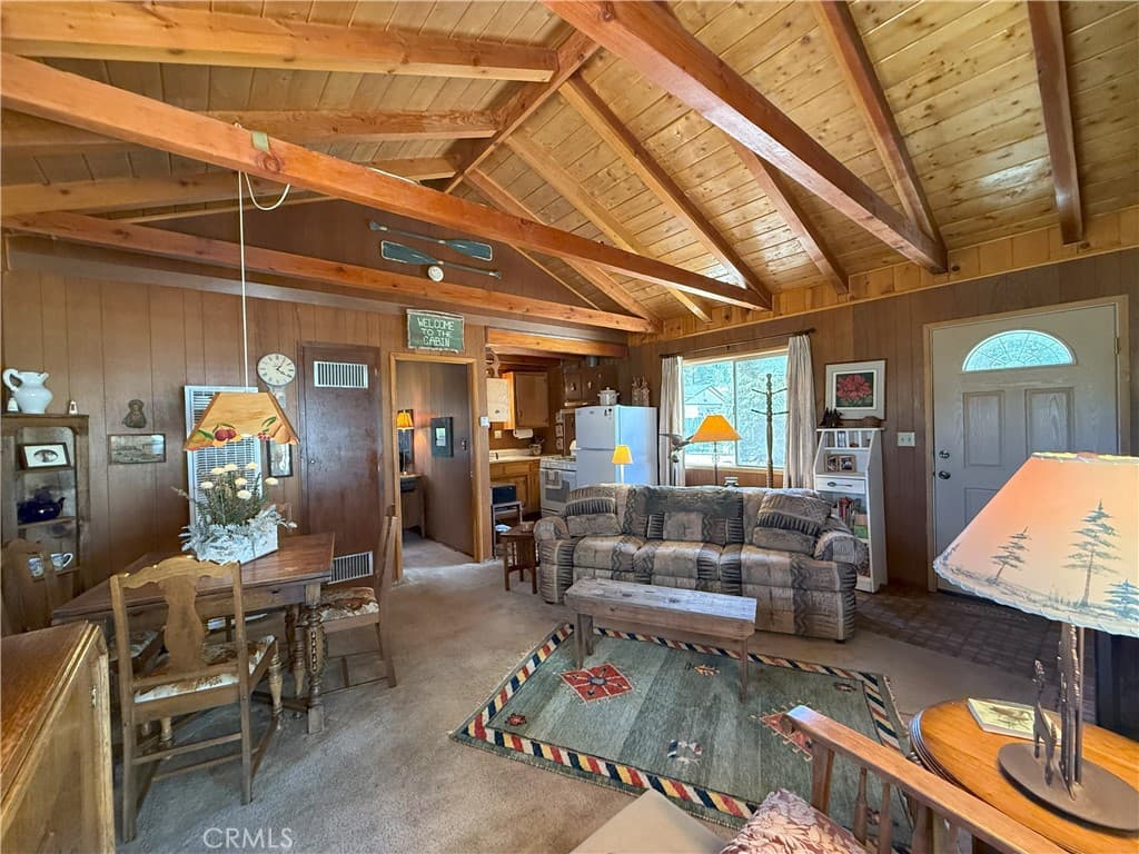 936 Pinon Lane