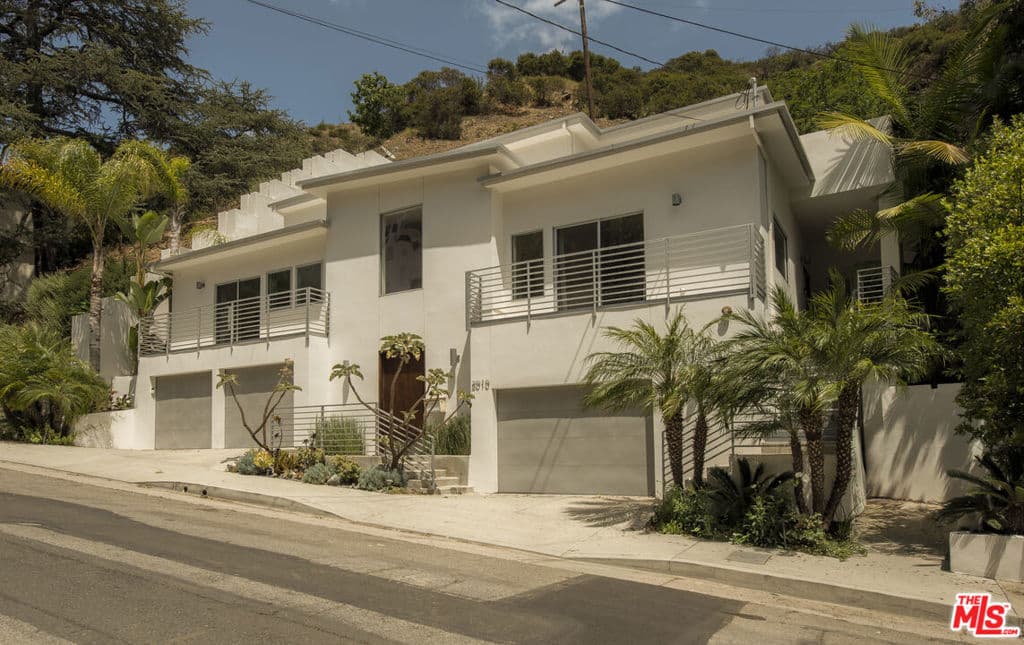 2010 N Curson Avenue