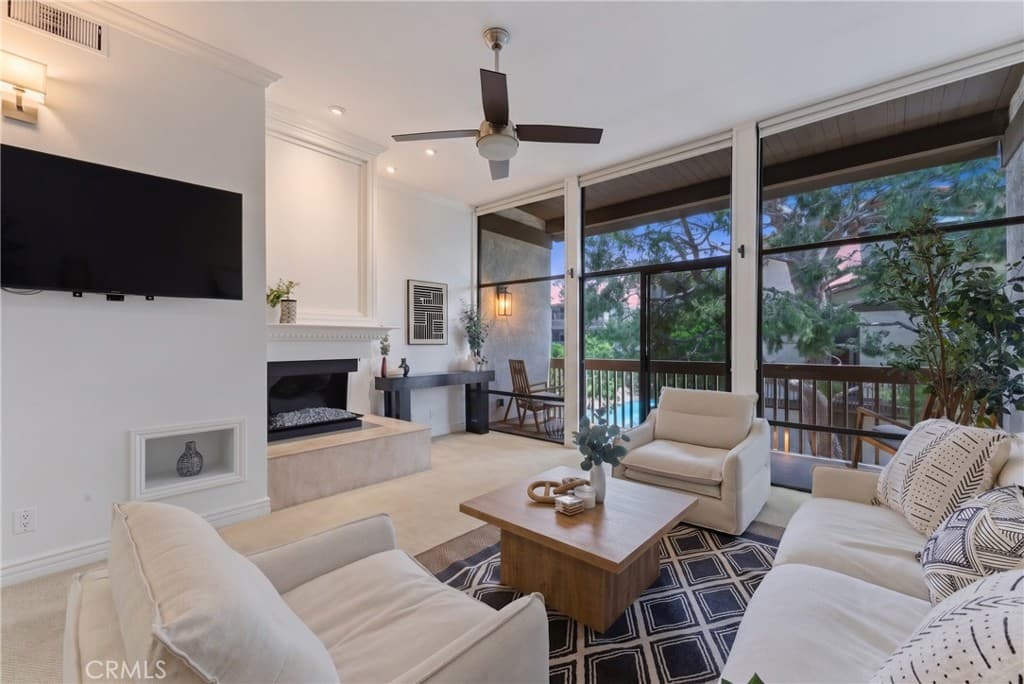 8208 Marina Pacifica N