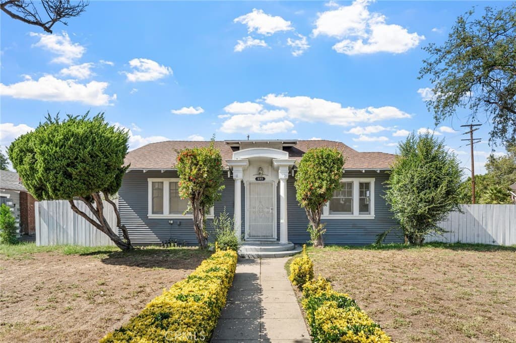 595 E Alvarado