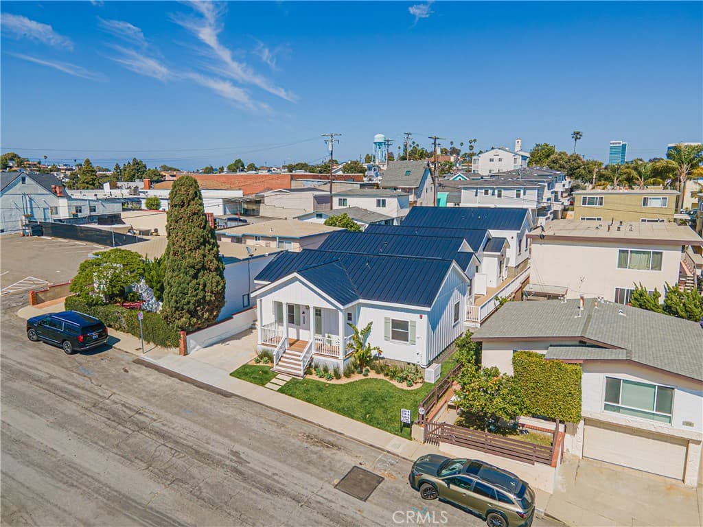 228 A Arena Street