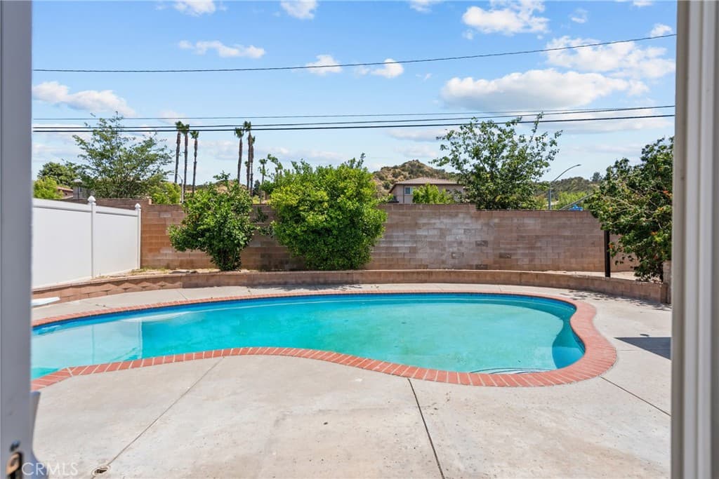 21124 Rosedell