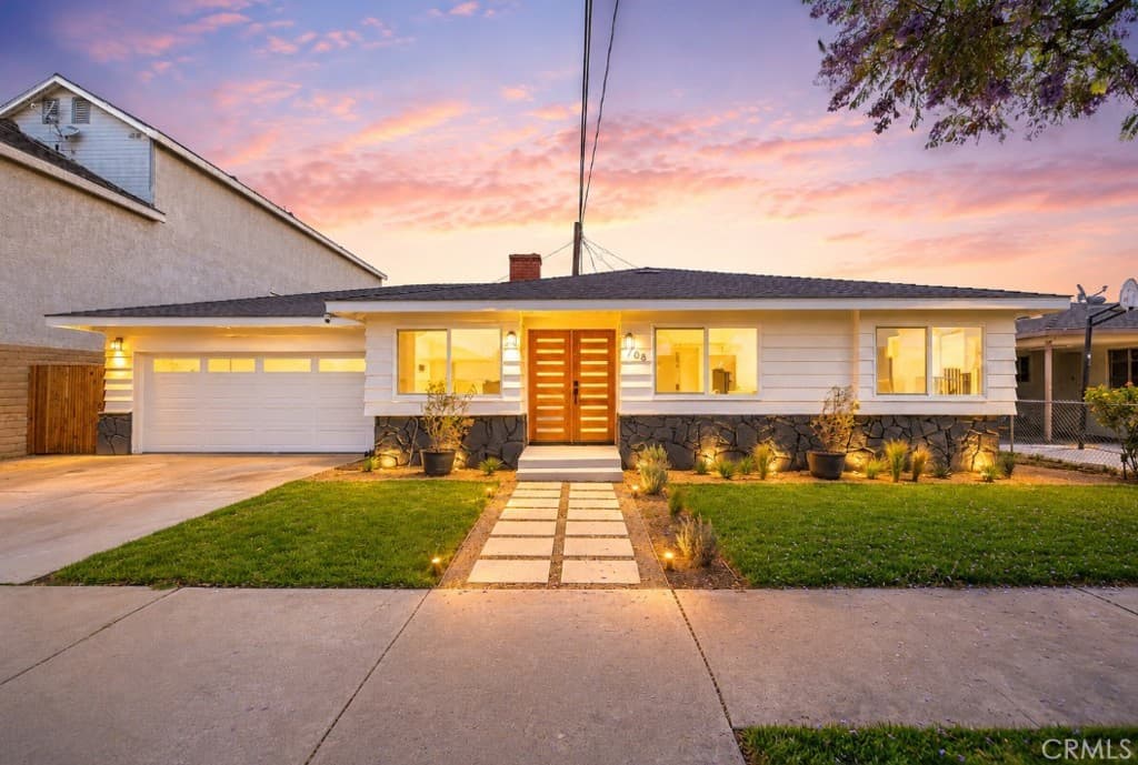 708 W Harding