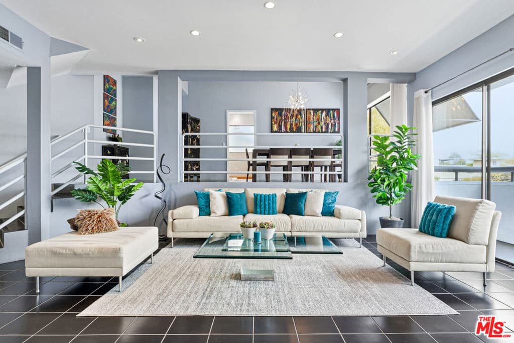 625 Huntley Drive 4