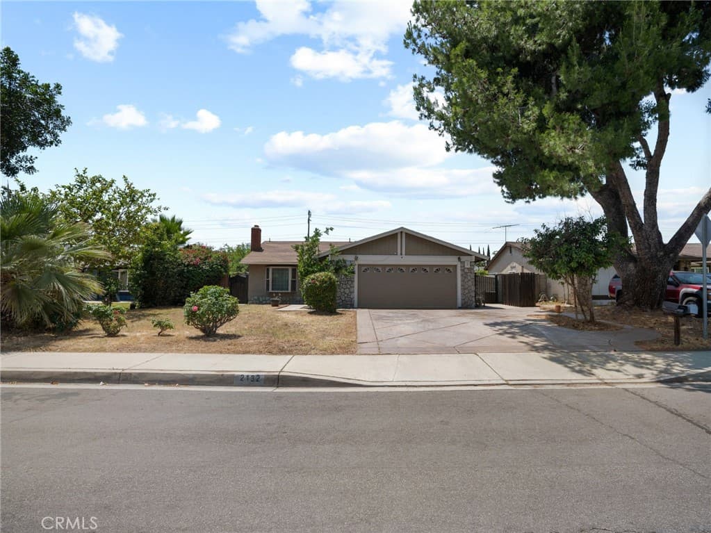 2132 S Pleasant