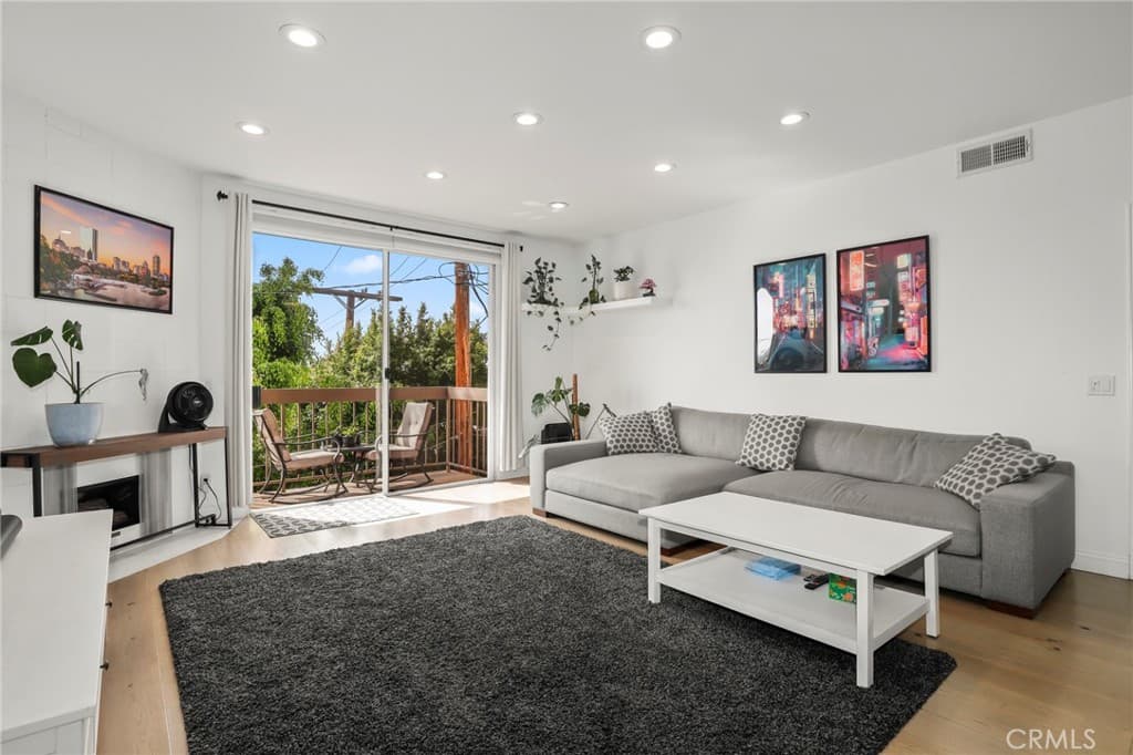 2263 Fox Hills Drive 203