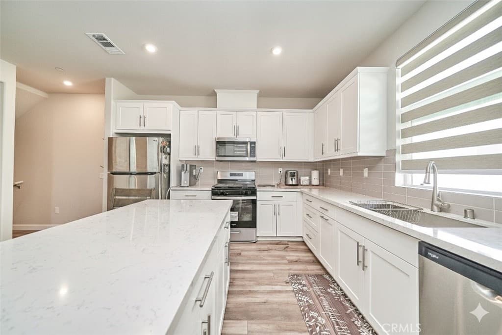 163 Dove Landing