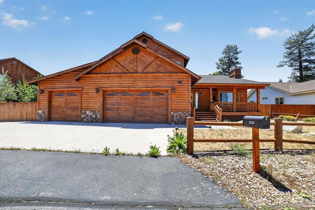 1636 Malabar WY