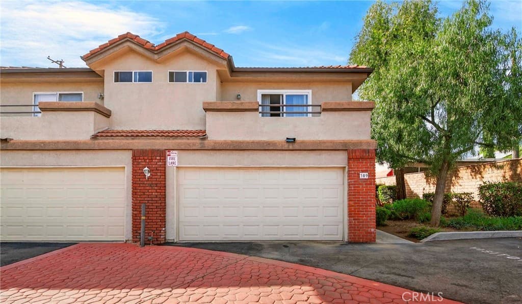 1215 N San Gabriel